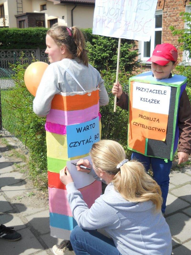 Happening promujący czytelnictwo